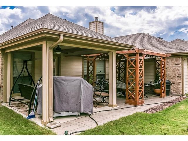 Building Photo - 1505 Sparrow Ln