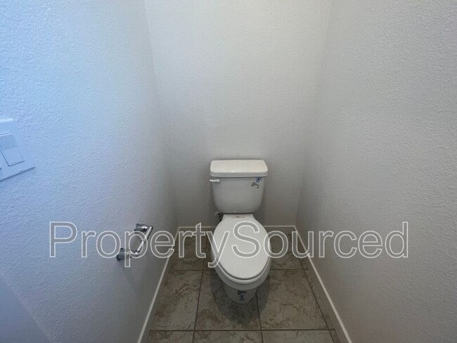 Building Photo - 1029 Pipit St