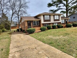 Building Photo - 1304 Park Forrest Dr