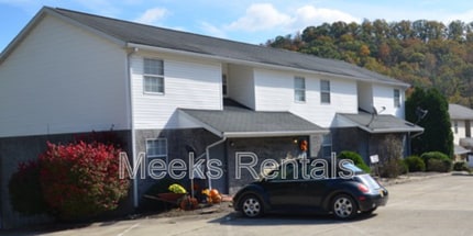 Building Photo - 100 Boncarbo Ln