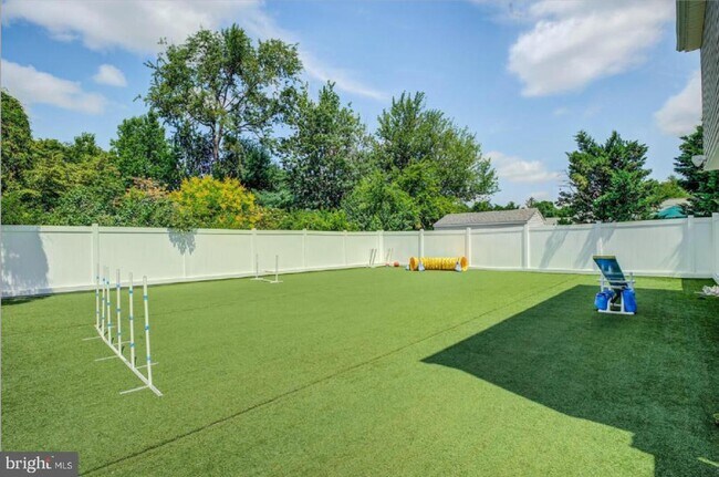 Building Photo - 105 Franklin Rd