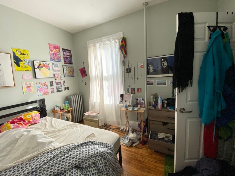 Building Photo - 3 Oswald St