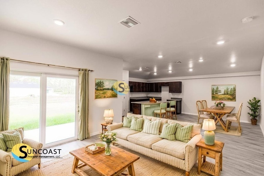 Building Photo - 357 Greenbriar Blvd