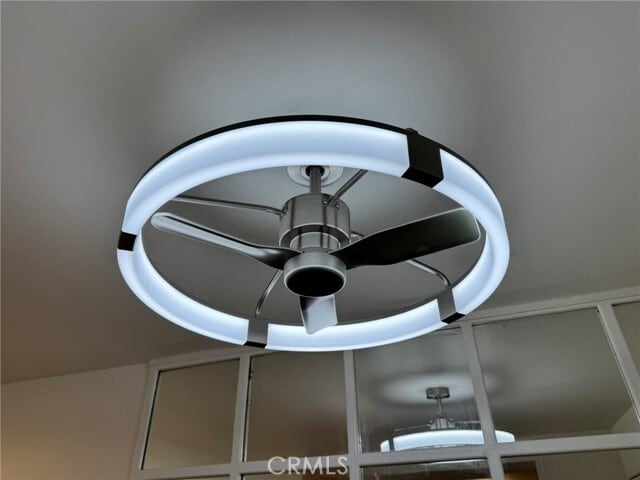 Building Photo - 700 W 3rd St