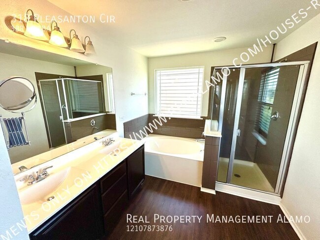 Building Photo - 318 Pleasanton Cir