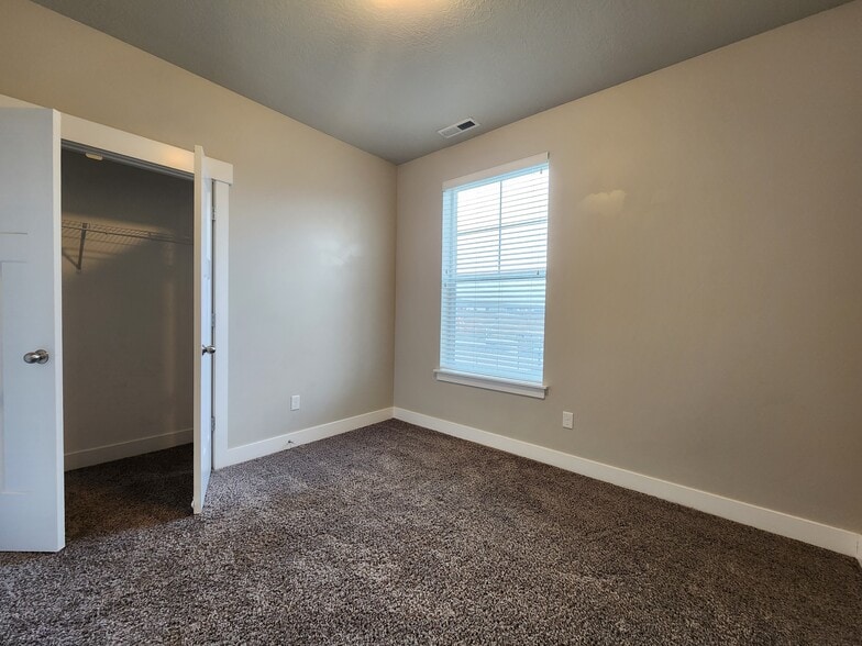 Building Photo - 3984 W 1850 N