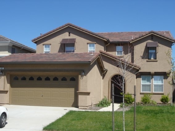 Primary Photo - 4 bedroom 2 1/2 bath house in Yuba City