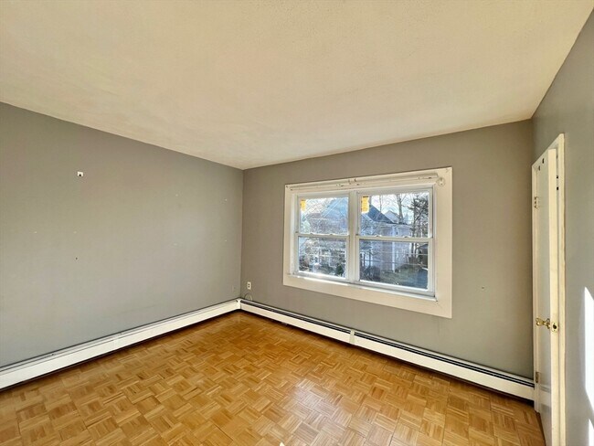 Building Photo - 18 Garland Ave