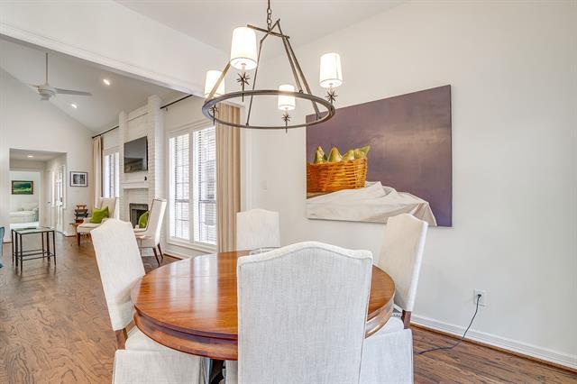 Building Photo - 1301 Belle Pl