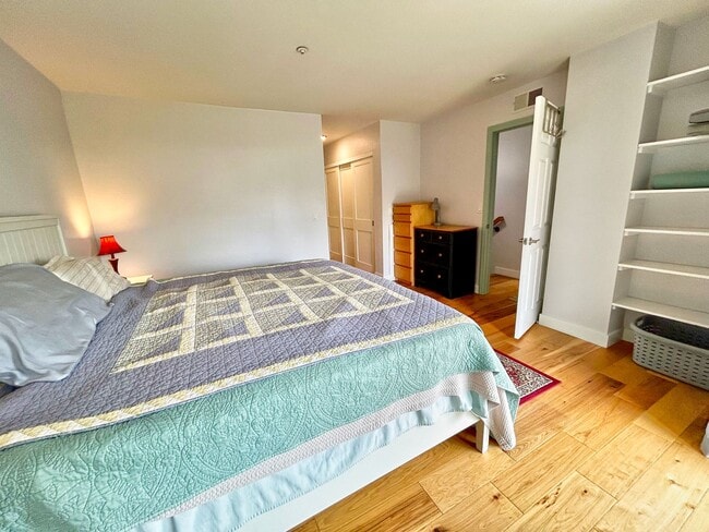 Building Photo - Steps to the beach from this Ocean View Condo with 2 car garage