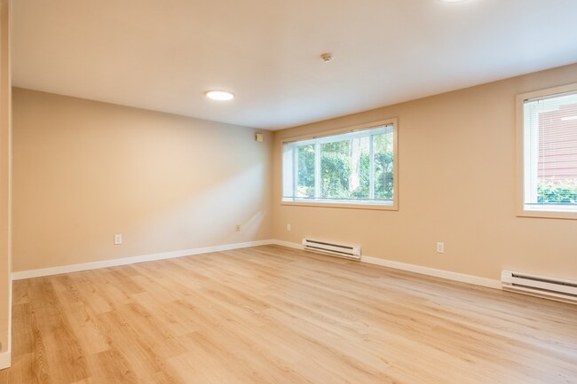 Interior Photo - East Vista