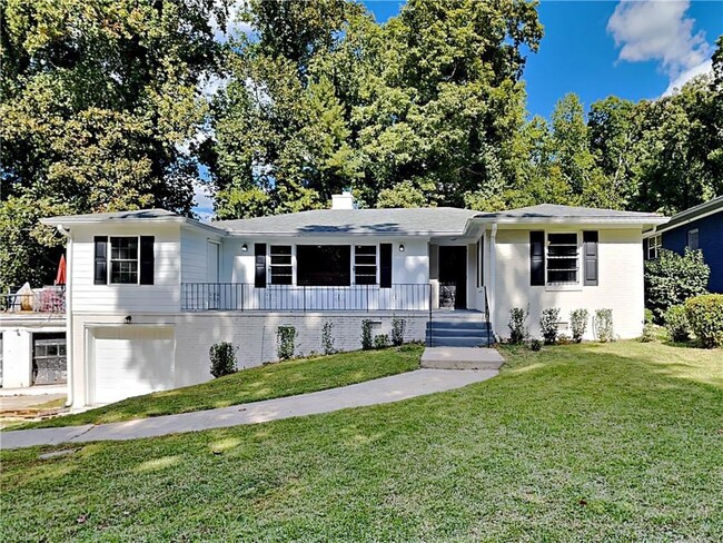 Primary Photo - 111 Leathers Cir NW