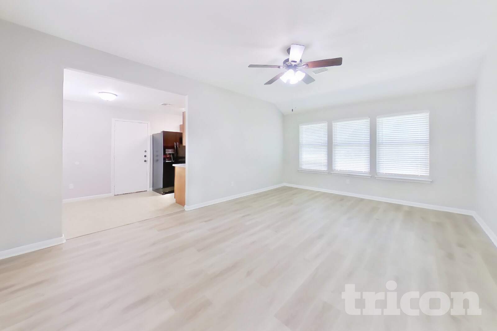 Building Photo - 10951 Royal Forest Dr