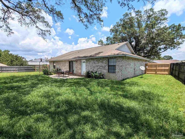 Building Photo - 7415 Lillie Ln