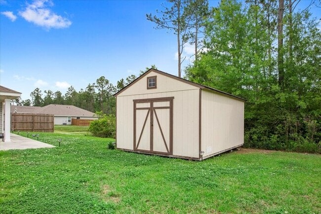 Building Photo - 18401 Elkwood Dr