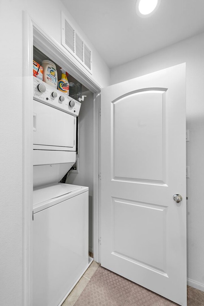 Building Photo - 2325 Verano Wy.