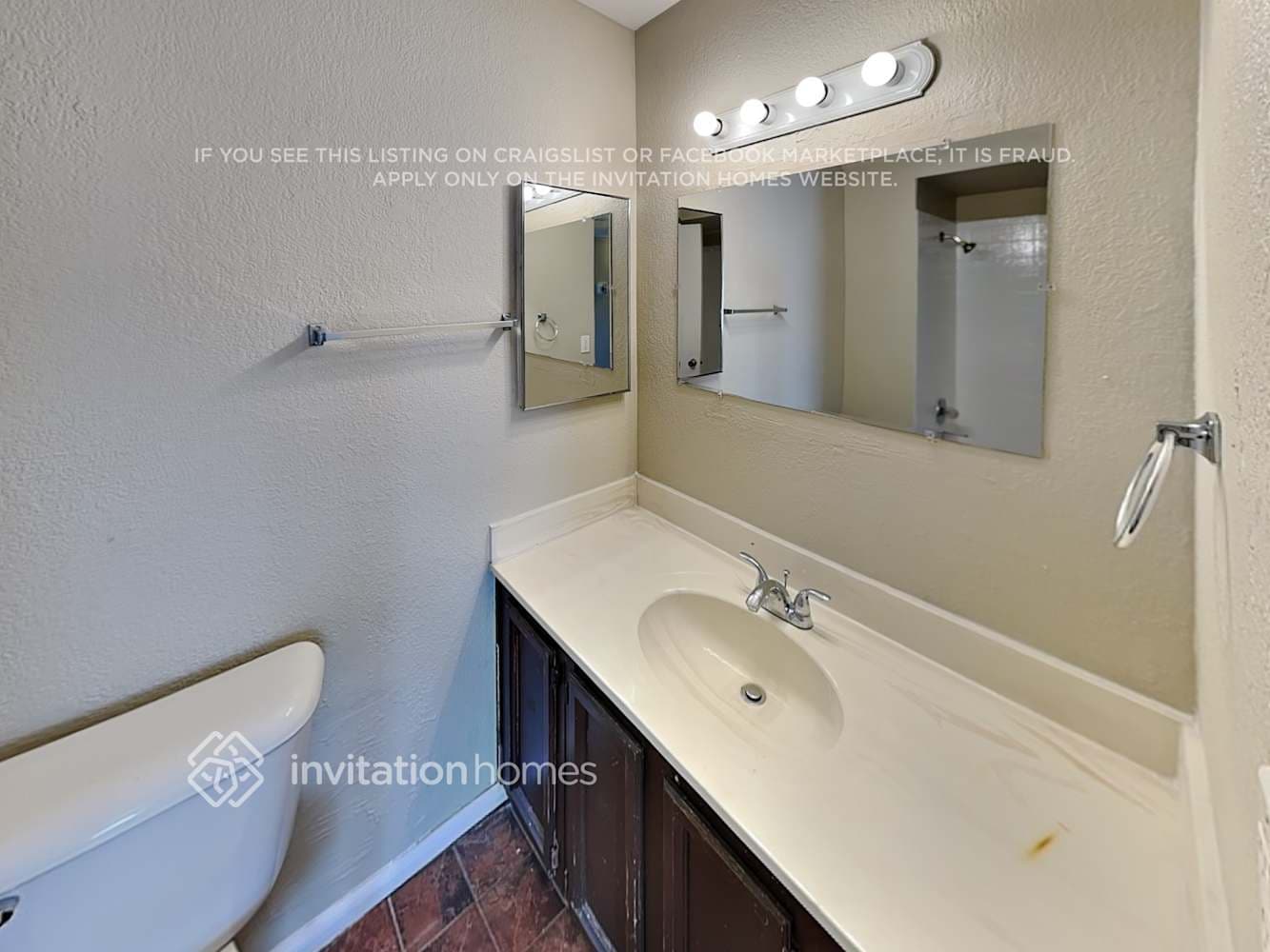 Building Photo - 18021 N 40th Pl