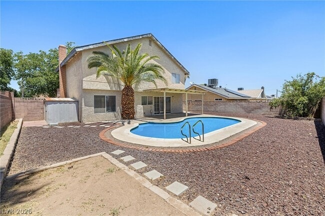 Building Photo - 6951 Wedgewood Way