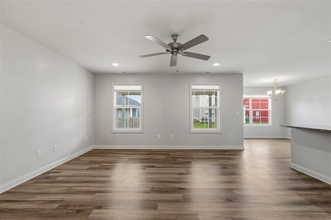 Building Photo - 7191 Seagraves Ct