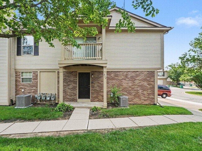 Building Photo - 212 Commons Ct