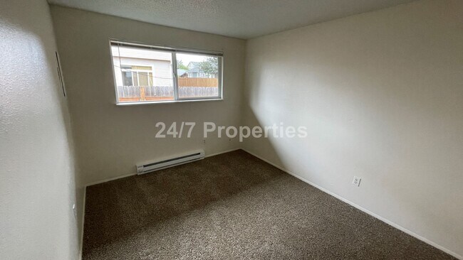 Building Photo - Newly Remodeled 2BD I 1BA with AC! - Near ...