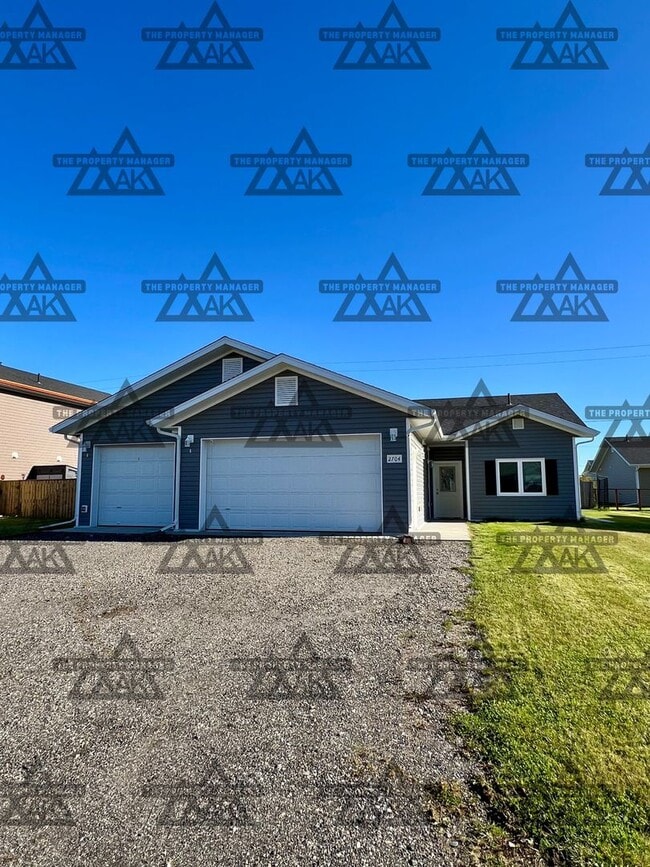 Building Photo - Spacious & Dog-Friendly 3BD/2BA Home with ...