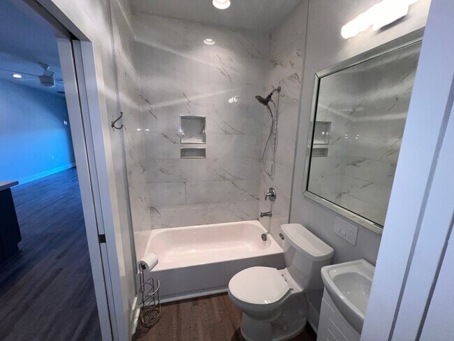 Building Photo - 155 Bell Rd