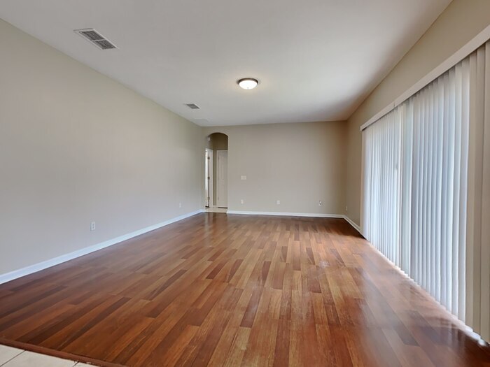 Building Photo - 10136 Lancashire Dr