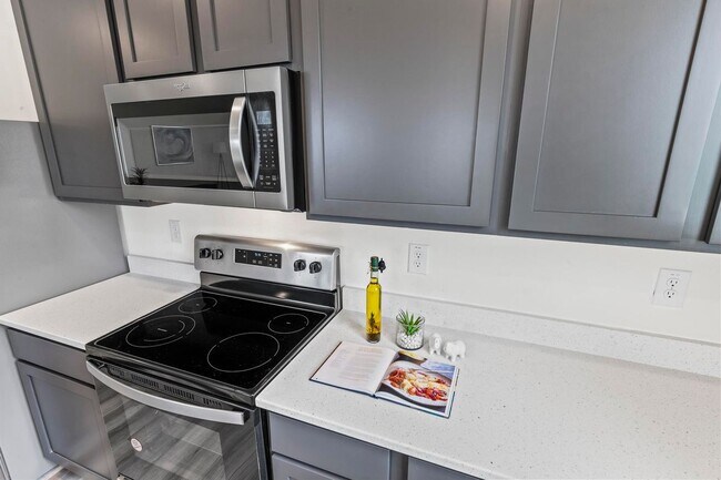 Building Photo - 85 Las Casitas Blvd