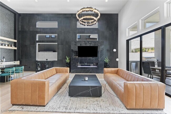 Building Photo - 10927 White Clay Dr