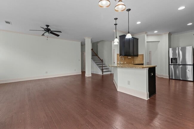 Building Photo - 5155 Roseman Trail