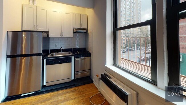 Floorplan - 445 East 85th Street