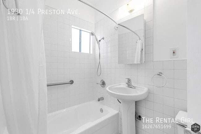 Building Photo - 1930 1/4 Preston Ave. -