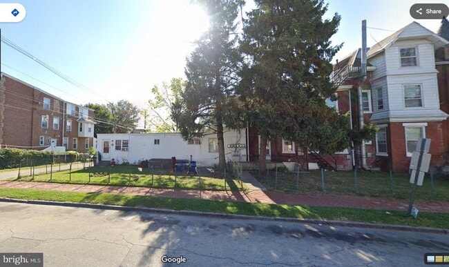 Building Photo - 835 W Marshall St