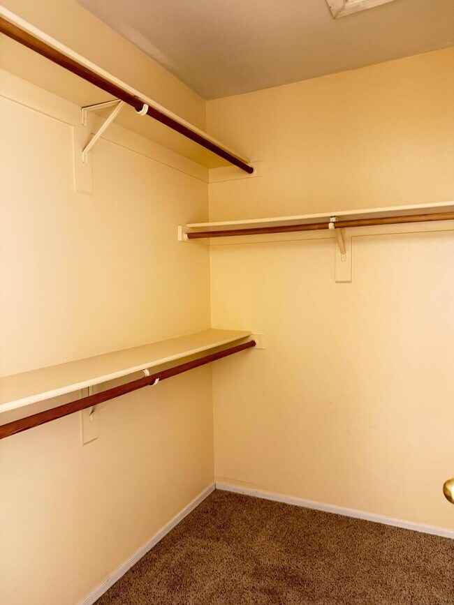 Building Photo - 7283 W Tina Ln