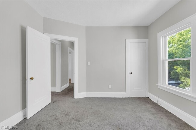 Building Photo - 3394 E 146th St
