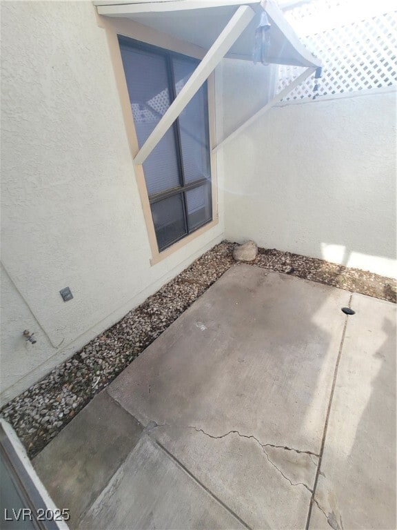Building Photo - 5709 Goldmount Ave