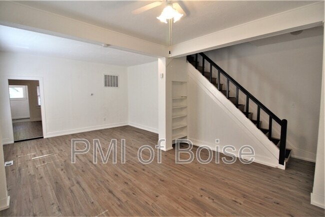 Building Photo - 317 E Bannock St