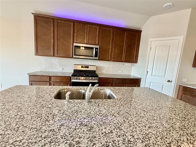 Building Photo - 3313 Cross Shr Dr