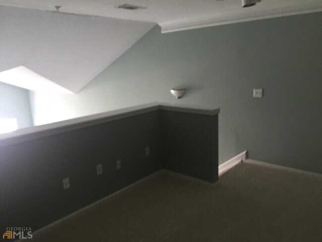 Building Photo - 1850 Cotillion Dr