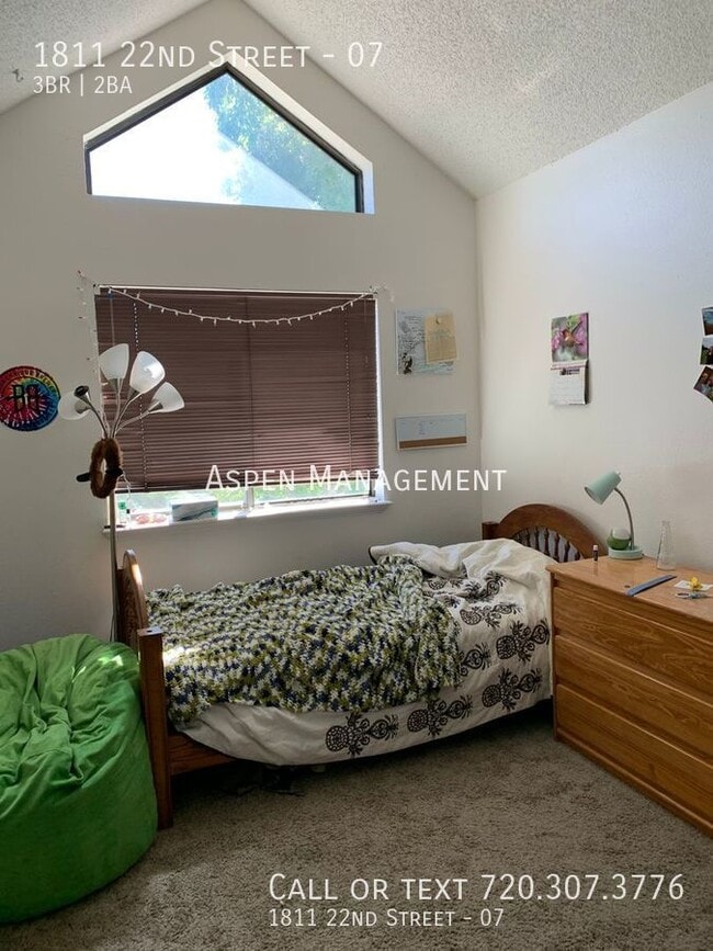 Building Photo - 1811 22nd St