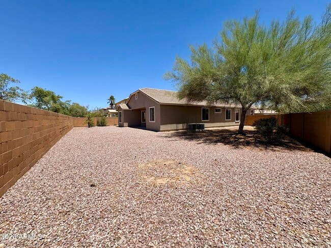 Building Photo - 14948 N 136th Ln