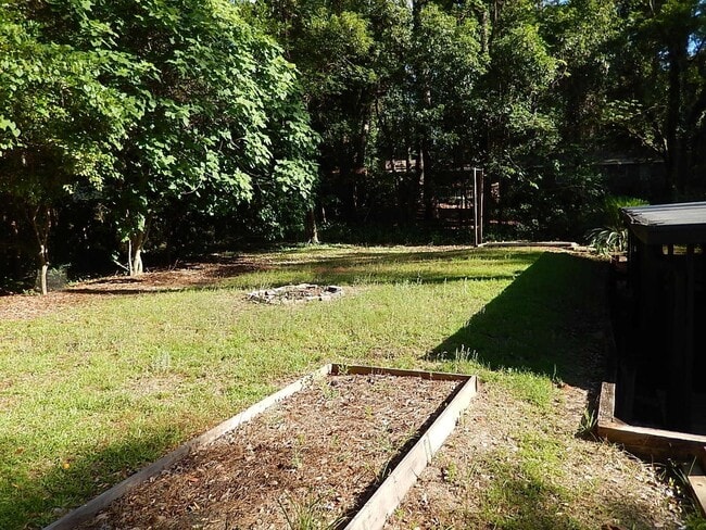 Building Photo - 1903 Skyland Dr