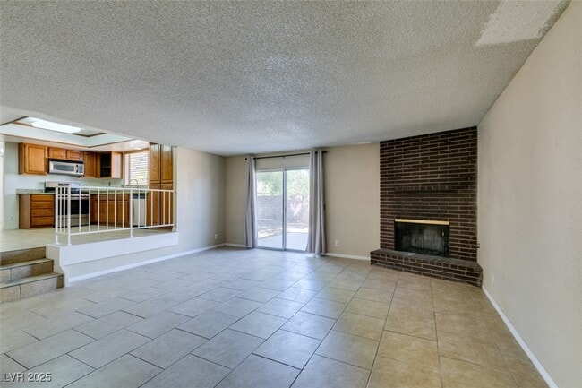 Building Photo - 5656 Maceta Ave