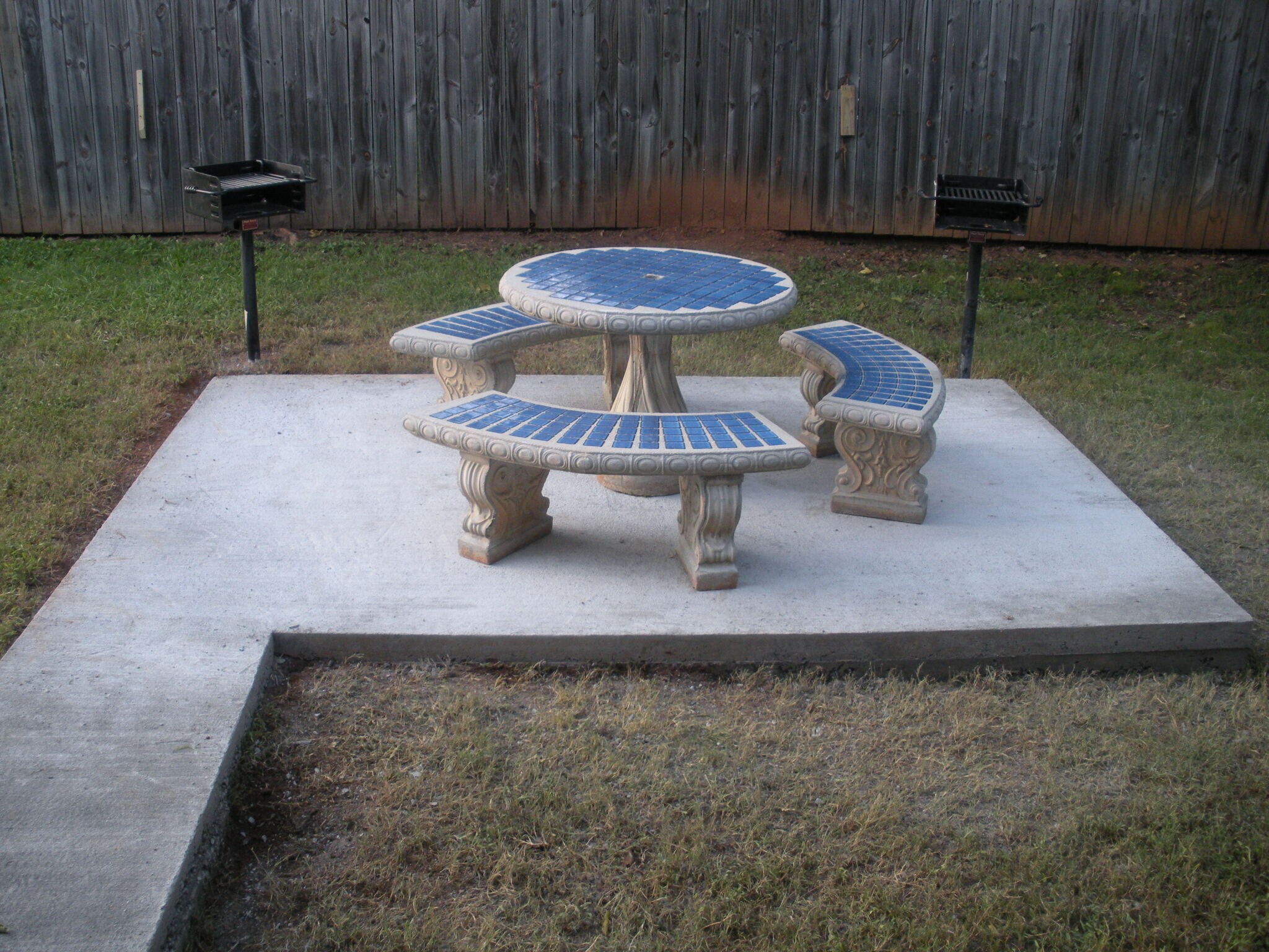 Building Photo - 17 David St