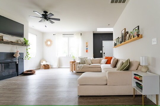 Building Photo - 6121 King George Dr