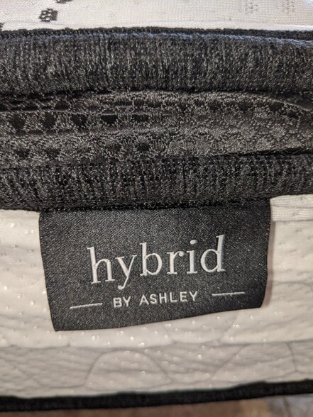 Relax on the Five Star Hybrid Mattress, with all the best mattress features available to get you the most comfortable sleep. - 4848 Diane Ave