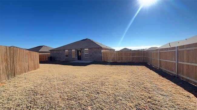 Building Photo - 21097 River Mist Dr