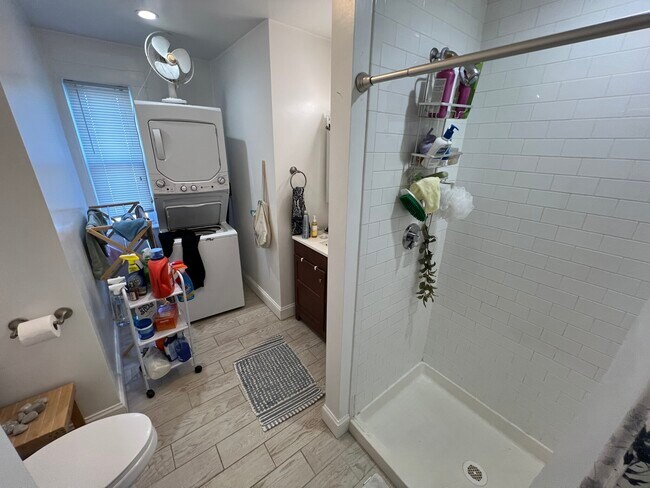 Building Photo - 9A Jay St