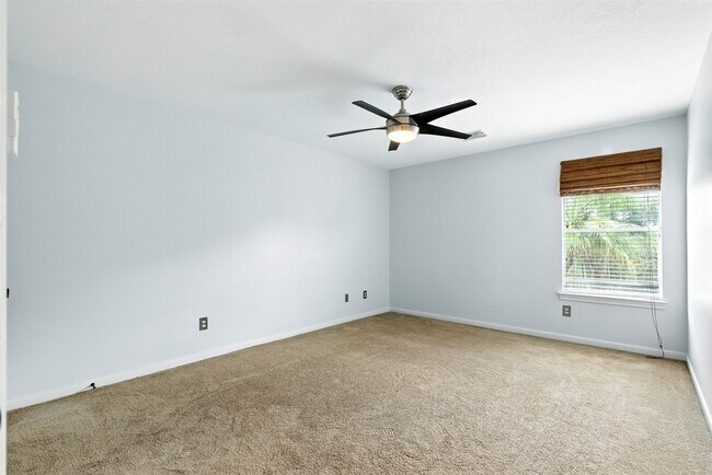 Building Photo - 19211 Countryhills Ct